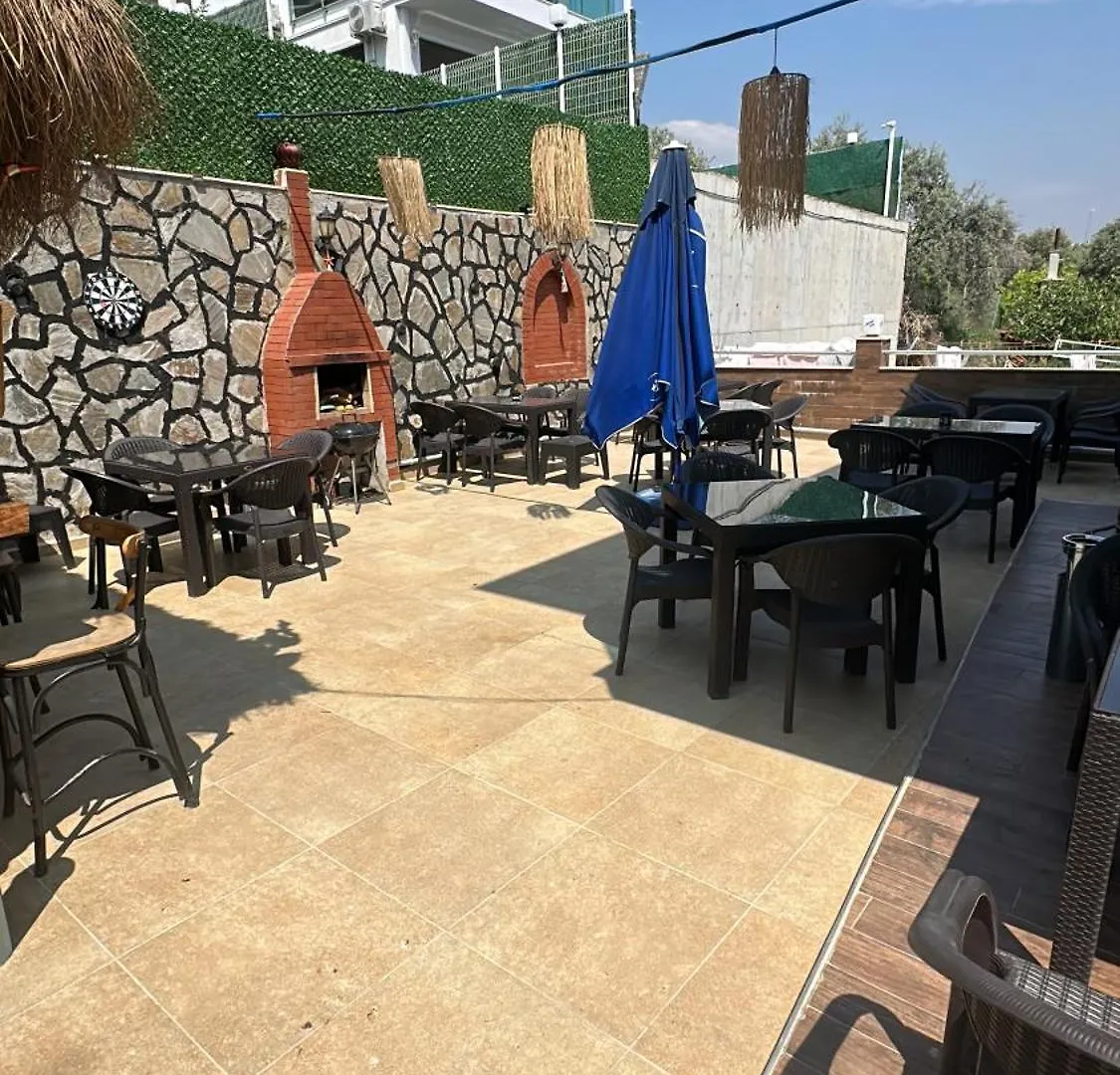 Aparthotel Birds Inn Kusadasi